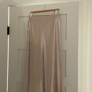 Aritzia gold skirt
